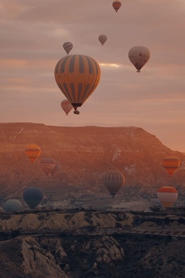 Marrakech: Hot Air Balloon Ride with Transfers & Breakfast